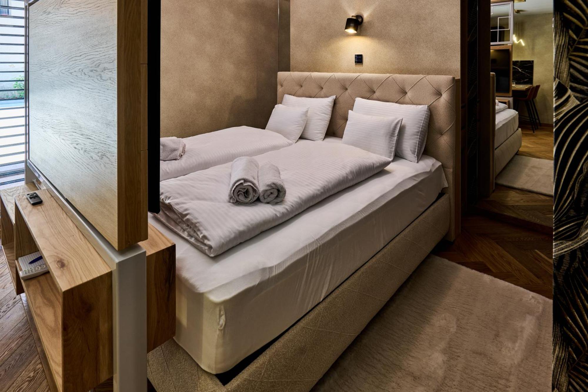 Grandis Premium Apartments Godollo Bagian luar foto